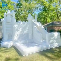 Maison blanche combinée de rebond de château plein d'entrain commercial avec l'équipement gonflable d'amusement de videur de glissière et de fosse de boule pour la partie d'enfants