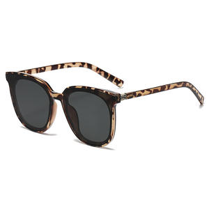 Gafas de Sol Qianai para Mujer, Protección UV400, Montura de PC, Lentes Grises, Estilo Cuadrilateral, Nuevo Diseño 2025 - Product Image 5