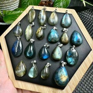 Liontin kristal alami S925 kualitas tinggi pola tetesan air perhiasan batu permata Labradorite penyembuhan - Product Image 4
