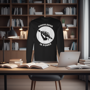 Camiseta de manga larga con diseño de declaración política Knowledge Is Power, color negro - Product Image 3