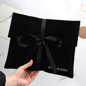 Tùy chỉnh màu đen da lộn bụi túi nắp phong bì Quà Tặng nhung Đóng gói với Ribbon quần áo tóc bó Tóc Giả đồ trang sức phong bì Pouch - Product Image 1
