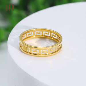 โรงงานขายส่งเครื่องประดับทองคำแท้ <span class=keywords><strong>18k</strong></span> เครื่องประดับทองคำแท้ Au750 แหวนทองคำแท้ <span class=keywords><strong>18k</strong></span> แบบกลวงบาง แหวนทองคำแท้ <span class=keywords><strong>18k</strong></span> ของแท้ - Product Image 5