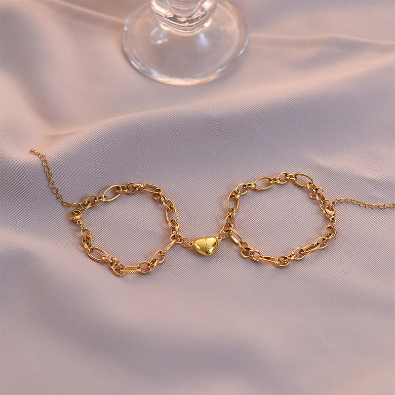 ลายโซ่คู่ (ทอง)