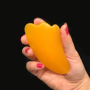 Alat pijat punggung Resin alami Cina, pemijat tubuh akupunktur Scraping lebah piring lilin GuaSha pengikis melingkar terapi darah - Product Image 3