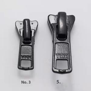 Pour <span class=keywords><strong>YKK</strong></span> n ° 3 4 5 <span class=keywords><strong>8</strong></span> extracteurs de <span class=keywords><strong>fermeture</strong></span> <span class=keywords><strong>éclair</strong></span> en résine avec crochets de verrouillage accessoires en plastique pour vêtements à extrémité ouverte - Product Image 6