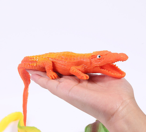 2025 Prank Crocodile <b>Squeeze</b> Toy Hand <b>Squeeze</b> Realistic Small Crocodile Stress Relief Toy - Product Image 4
