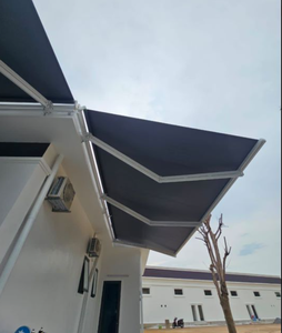 Parasole esterno illuminazione LED braccio pieghevole tenda <span class=keywords><strong>Pergola</strong></span> in alluminio impermeabile tenda elettrica retrattile in alluminio - Product Image 3