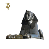 Célèbre ancienne égyptienne grande décoration extérieure en métal grande statue de Sphinx féminin en Bronze