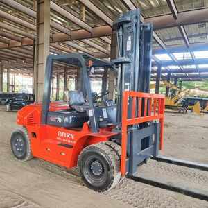 Chinese Brand High Efficiency 7T Heli Diesel Forklift Used Condition Machinery Earth-Moving Machine Internal Combustion Forklift - Product Image 2