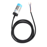 Sensor Proximitas Induktif Silindris M30 IP67 NPN PNP NO NC Jarak Deteksi 15mm Bersertifikasi CE untuk Otomasi Industri