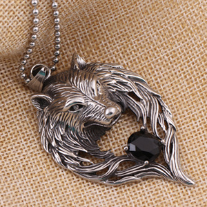 Collar con Colgante de Cabeza de Lobo en Acero Inoxidable con Piedra Negra para Hombre, Joyería de Moda - Product Image 3
