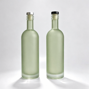 Vente en gros de bouteilles en verre vaporisateur pour <span class=keywords><strong>vodka</strong></span> et whisky, 500 ml et 750 ml, vert givré mat, personnalisées, pour l'emballage - Product Image 1