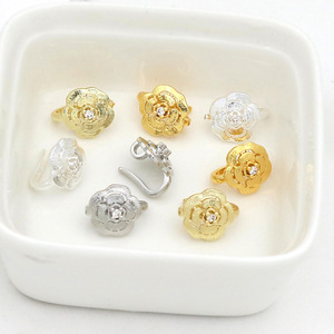 18k <b>gold</b>-plated diamond-encrusted camellia hollowed-out clip buckle connector <b>button</b> placket <b>button</b> DIY jewelry accessory D160 - Product Image 4