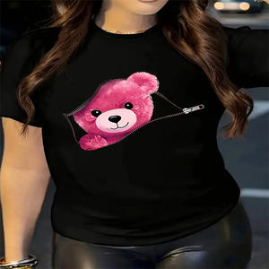 Camiseta con estampado gráfico de oso de peluche, camiseta informal de manga corta con cuello redondo para verano y primavera, ropa de mujer - Product Image 1