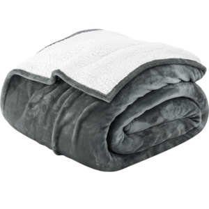 Lujosa manta de lana Sherpa gris liso de tamaño Queen 480 GSM mullida suave acogedora cálida manta personalizada para sofá cama - Product Image 1