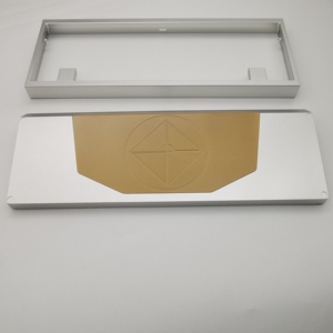 Tastiera Meccanica da Gaming Personalizzata Portatile 60% Cablata con 61 Tasti, Case/Piastra/Peso/Copertura Superiore/Inferiore - Product Image 3