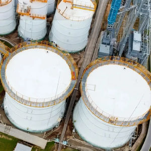 Réservoir d'égalisation <span class=keywords><strong>des</strong></span> <span class=keywords><strong>eaux</strong></span> usées chimiques avec structure en acier boulonné revêtu d'époxy et toit en dôme d'aluminium - Product Image 1