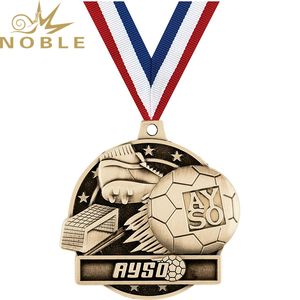 Médaille de football en métal personnalisée pour les champions de la Coupe 2024 - Product Image 3