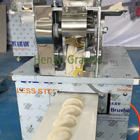 Machine à tarte industrielle pour empanadas de grande taille Machine à pâte pliante pour ravioli samoussa Machine à samosa entièrement automatique