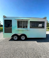 Remorque de restauration mobile avec fenêtre de service, comptoir de grillade à surface plate pour tacos dans la promenade de Los Angeles