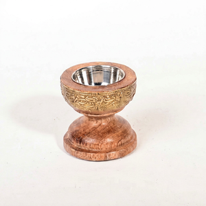 Brûleur d'encens en bois de santal fait main avec insert métallique, usage religieux, support décoratif en bois toutes saisons - Product Image 1