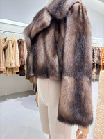 Manteau court en fourrure de vison pour femme, style élégant et noble, vêtement d'extérieur de luxe en véritable fourrure de vison avec dégradé de couleurs naturel