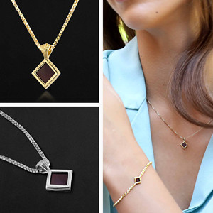 Regalo de Navidad Único para Esposa con Biblia Nano - Colgante Esencia - Product Image 6