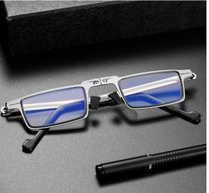 Occhiali da Lettura Sottili Anti Luce Blu, Correzione della Vista, Pieghevoli, Montatura Argento, per Uomo e Donna, Uso con Telefono e Computer - Product Image 6
