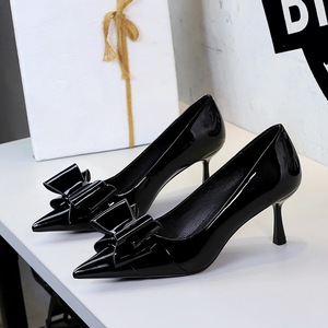 Wholesale Fashion <strong>Closed</strong> Toe Stiletto Design Thin High Heel Elegant Style Femme Dress Shoes Ladies Pumps Heels <strong>Sandals</strong> for Women - Product Image 4