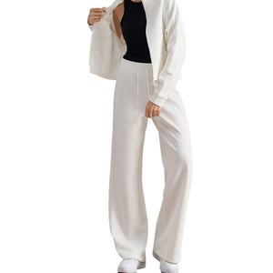 Ensemble de sport personnalisé à col montant, pantalon large, avec grandes poches, motif uni, vêtement de fitness polyvalent, coupe ample - Product Image 3