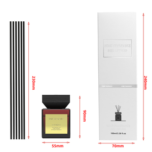 Difusor de Aromas de Lujo de 100 ml con Aceites Esenciales Naturales, Juego de Difusores Personalizados con Varillas de Ratán y Vidrio para el Hogar - Product Image 2