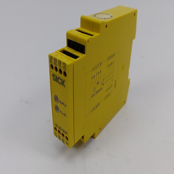 1 unit brand new and original 6034595 safety relay UE23-3MF2D2 safety relay PLC