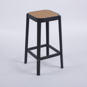 Sillas de Bar de ratán de ocio al por mayor taburete alto de plástico cómodo de nuevo diseño estilo moderno - Product Image 4