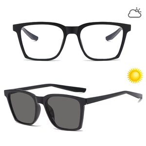 Nouvelles lunettes de soleil coréennes à changement de couleur, anti-UV, pour la conduite, design carré, pour l'été, vente en gros - Product Image 1