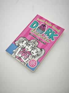 Roman Dork Diaries : Le drame de l'anniversaire - Product Image 3