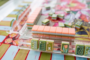 Wholesale Mary Benson <strong>Mahjong</strong> <strong>Set</strong> with 160 Acrylic <strong>Mahjong</strong> Tiles Mat Racks for Family Game Nights Gatsby <strong>Mahjong</strong> Tiles - Product Image 3