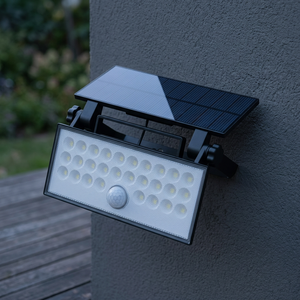 Proiettore LED Solare con Sensore Crepuscolare e di Movimento 10W 4000K IP65 1000 Lumen Angolo di Illuminazione 90° (F-Bright 2075010) - Product Image 3