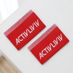 Sacs en plastique de luxe personnalisés avec logo découpé au laser, écologiques, à simple face, pliables, orange, pour vêtements de plage, étiquettes tissées pour manches de vêtements - Product Image 3