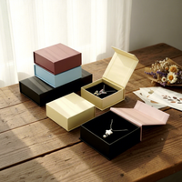Ensemble de boîtes magnétiques en carton noir personnalisées avec logo, petites boîtes carrées pour bijoux, cils et lunettes