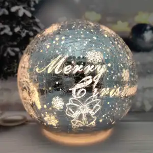 Commercio all'ingrosso della fabbrica della batteria operated incisione laser di vetro led palla Di Natale ornamenti artigianali