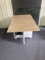 Mesa de comedor plegable con estante de almacenamiento y un cajón, una puerta, mesa de cocina móvil, mesa versátil extensible, ahorro de espacio
