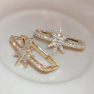 Eleganti Ear Cuff a Stella per Donne, Gioielli Chic per la Moda Estiva - Product Image 5