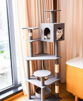 Arbre à chat moderne en bois avec poteaux à gratter en sisal, grande structure d'escalade et maisonnette pour chat