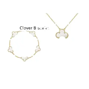 High quality 925 silver plated clover co bracelet, jewelry, five flower bracelet factory wholesale