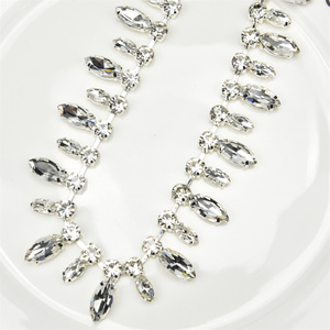 Cadena de diamantes de imitación de cristal transparente, adorno de borlas cortas, accesorios de ropa, apliques de cristal de ojo de <span class=keywords><strong>caballo</strong></span> <span class=keywords><strong>blanco</strong></span>, decoración de zapatos artesanal - Product Image 3