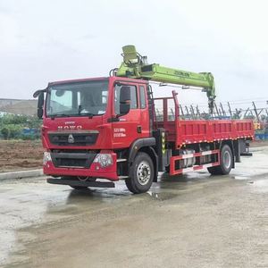 Sinotruk 8 Tons Truck Crane 4*2 Mountain 240HP 5 Section Arm 5m <b>Cargo</b> Box Special Crane for Logistics <b>Cargo</b> Lifting - Product Image 3