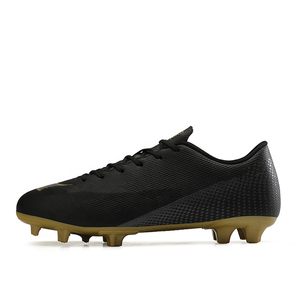 Nouvelles Chaussures de Football Homme 2026 pour Sports de Plein Air, Baskets Basses d'Entraînement Intérieur pour Étudiants et Jeunes, Crampons en Caoutchouc - Product Image 1