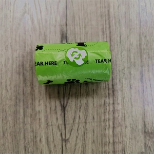 Venta al por mayor Eco-Friendly HDPE <span class=keywords><strong>EPI</strong></span> <span class=keywords><strong>4</strong></span> rollos desechables biodegradables bolsas para caca de perro - Product Image 4