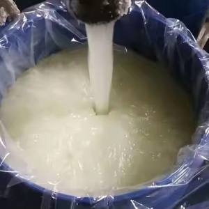 Precio de fábrica SLES 70% CAS 68585-34-2 Pureza Sodio Lauril Éter Sulfato - Product Image 4