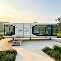 Capsule spatiale de glamping, maison écologique, cabane de retraite, pod de luxe, villa, maison de vacances, unité d'hébergement